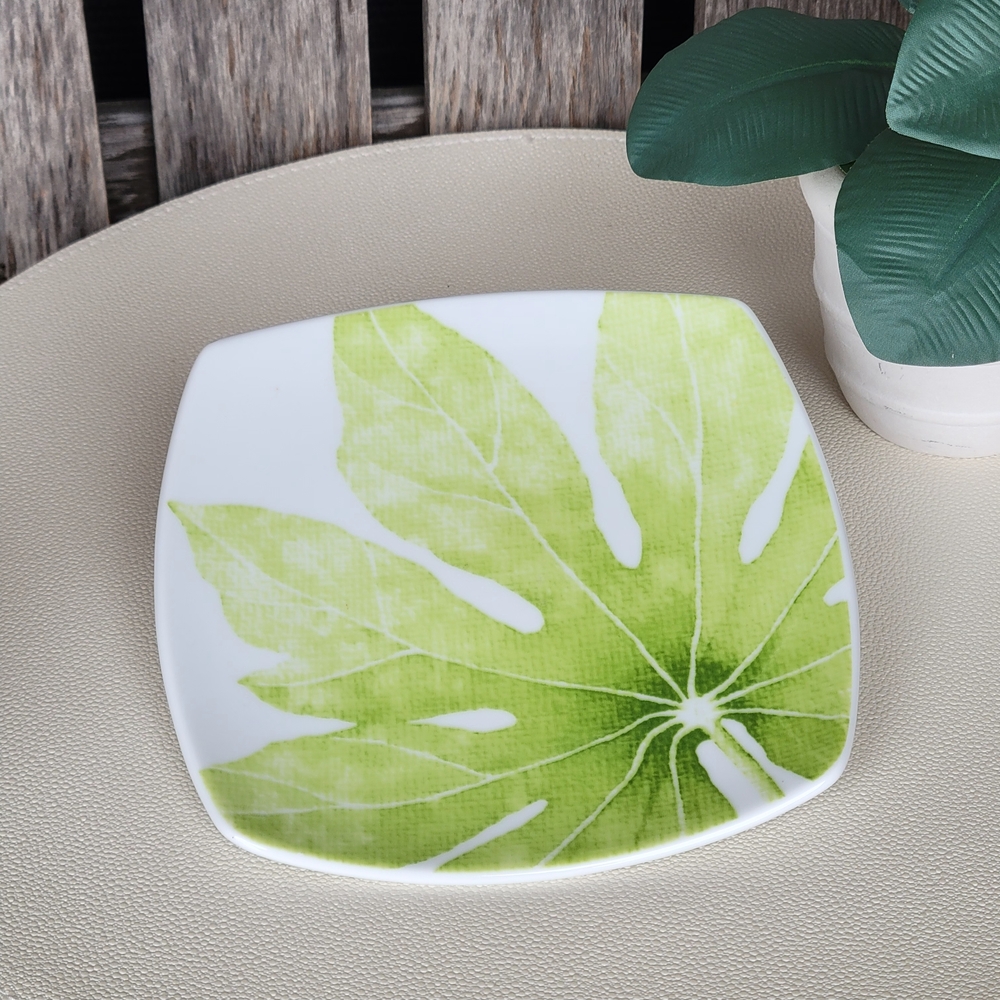 Crate & Barrel Green Leaf Design Square Plate